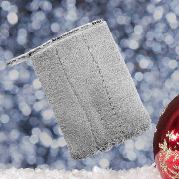 15+ Practical Christmas Gifts for Women & Men