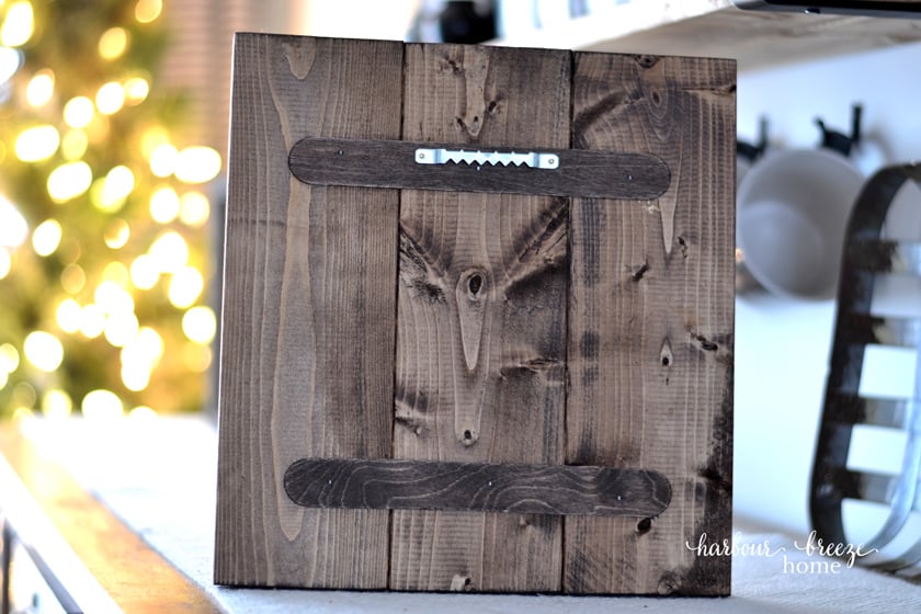Simple DIY Farmhouse Sign for Christmas