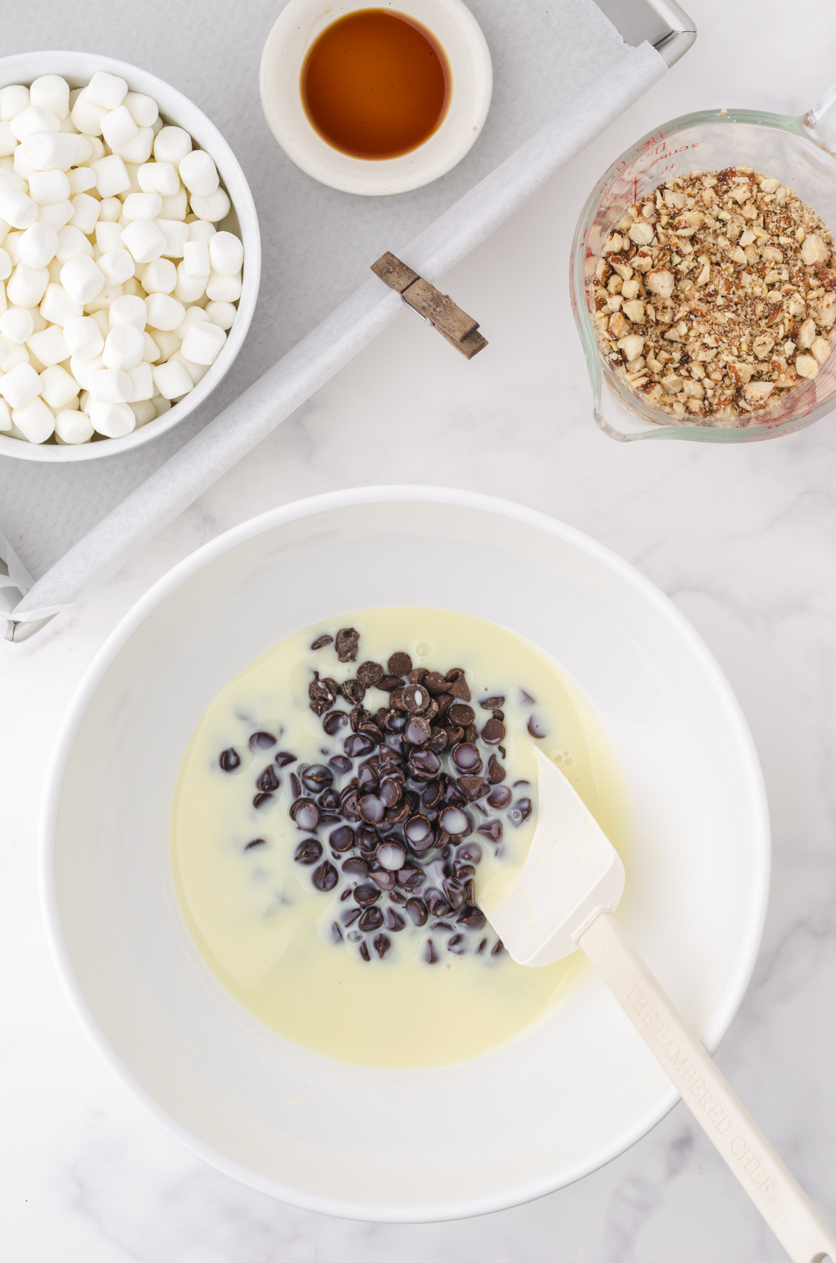 ingredients for quick 5 minute fudge