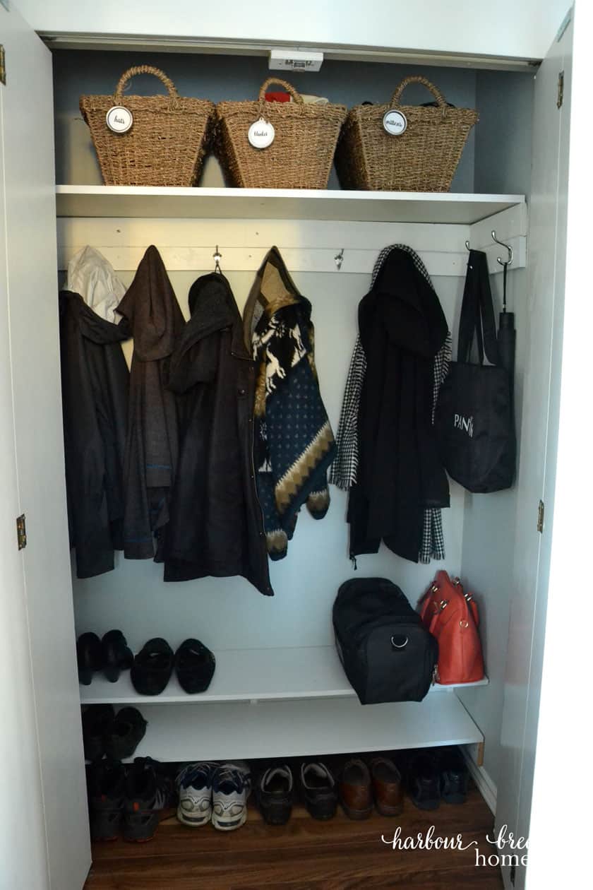 5 Ways to Give a Small Entryway Closet Farmhouse Charm