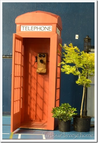 telephone booth