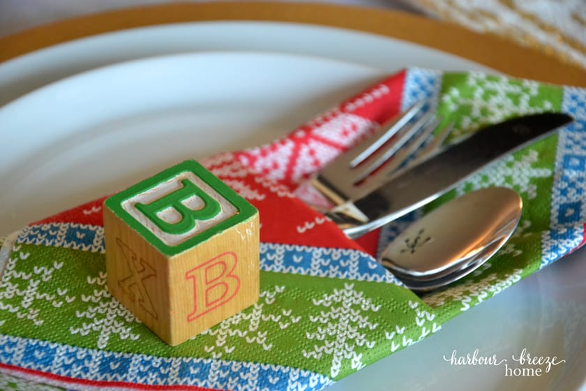 A Quick and Simple Christmas Table Setting