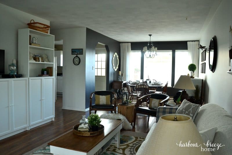 How to Add Spring to Your Small Living Room: The Canadian Bloggers SPRING Home Tour