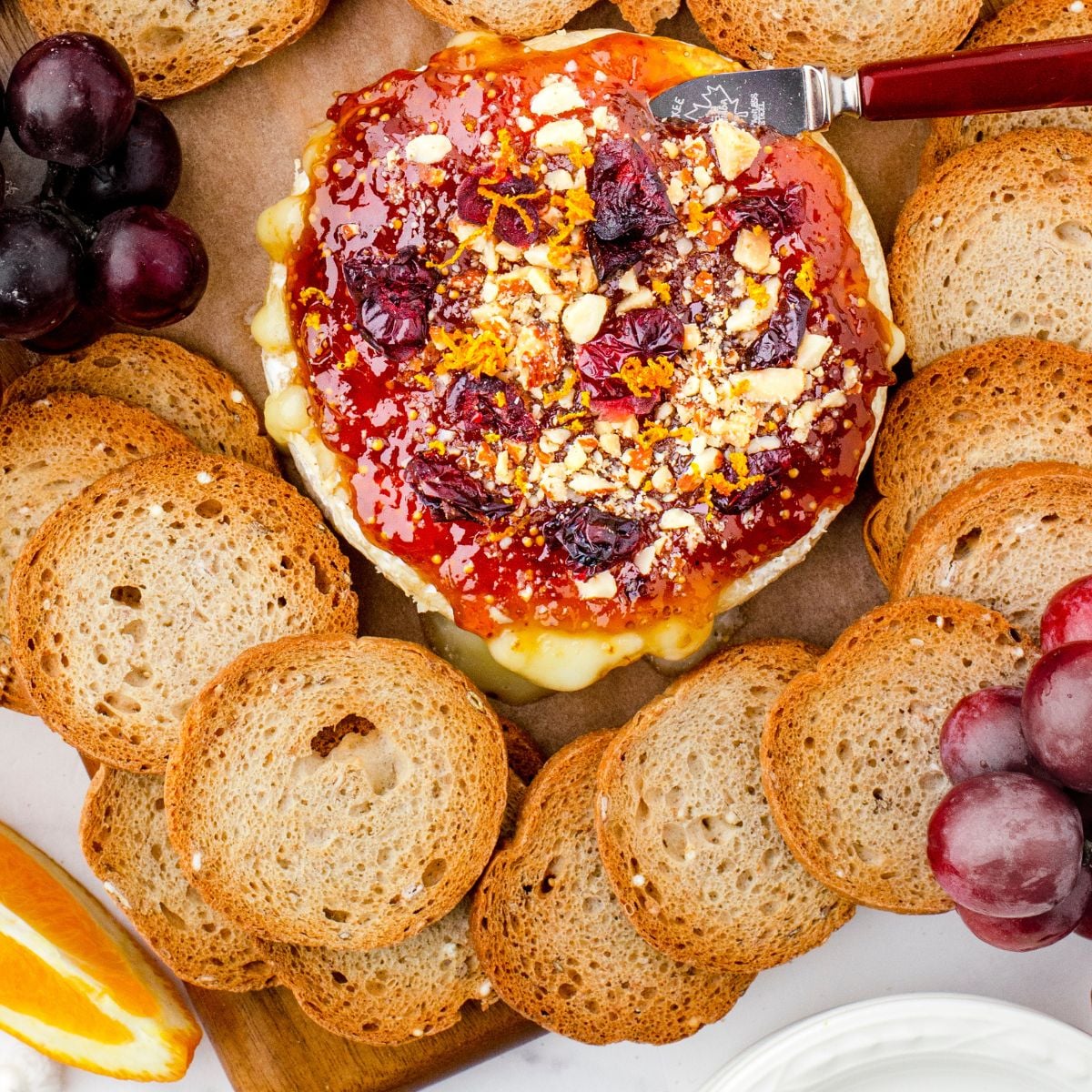 Elegant Baked Brie with Fig and Cranberry Topping