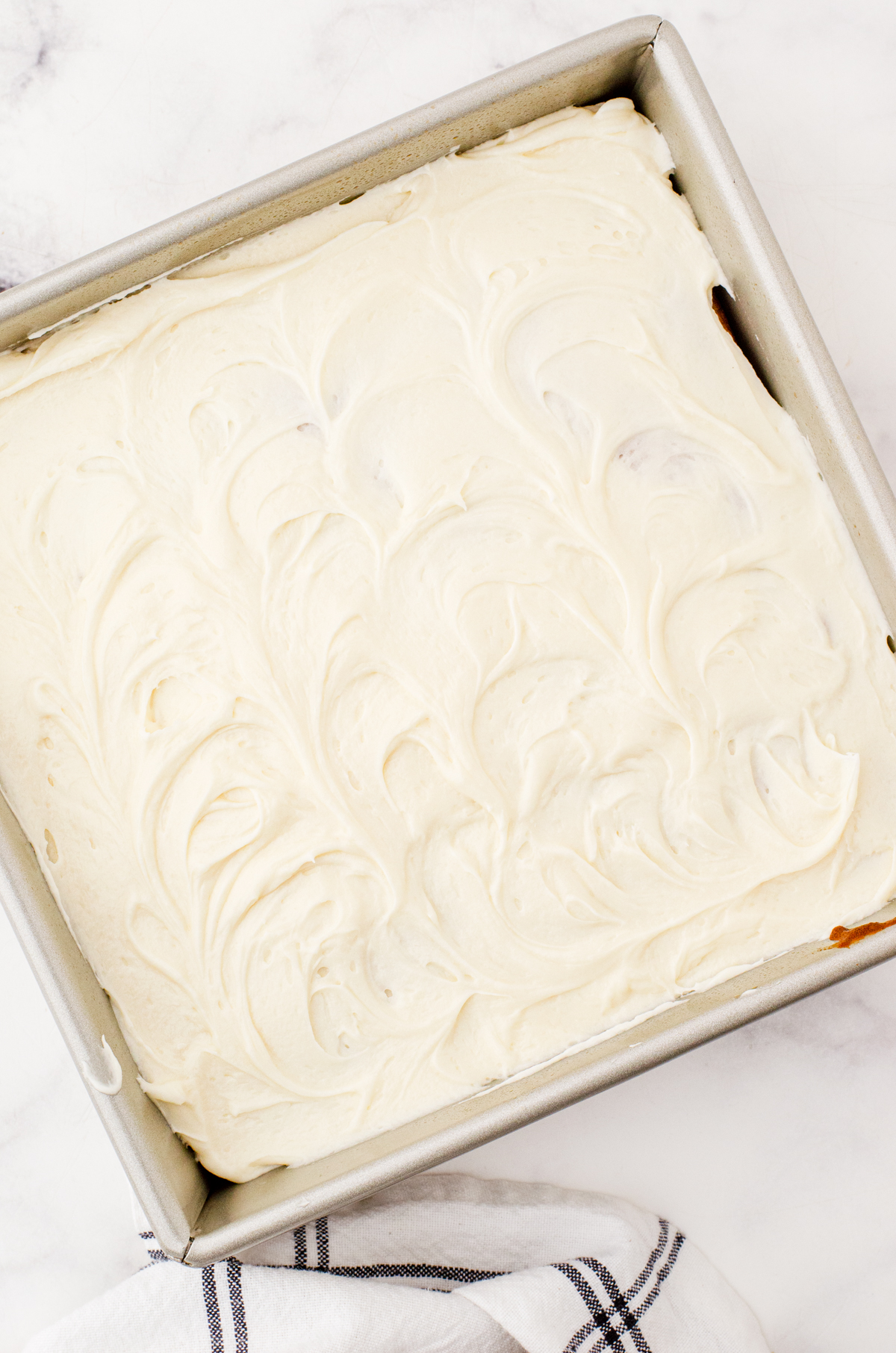 Easy Banana Cake with Yogurt and Cream Cheese Icing