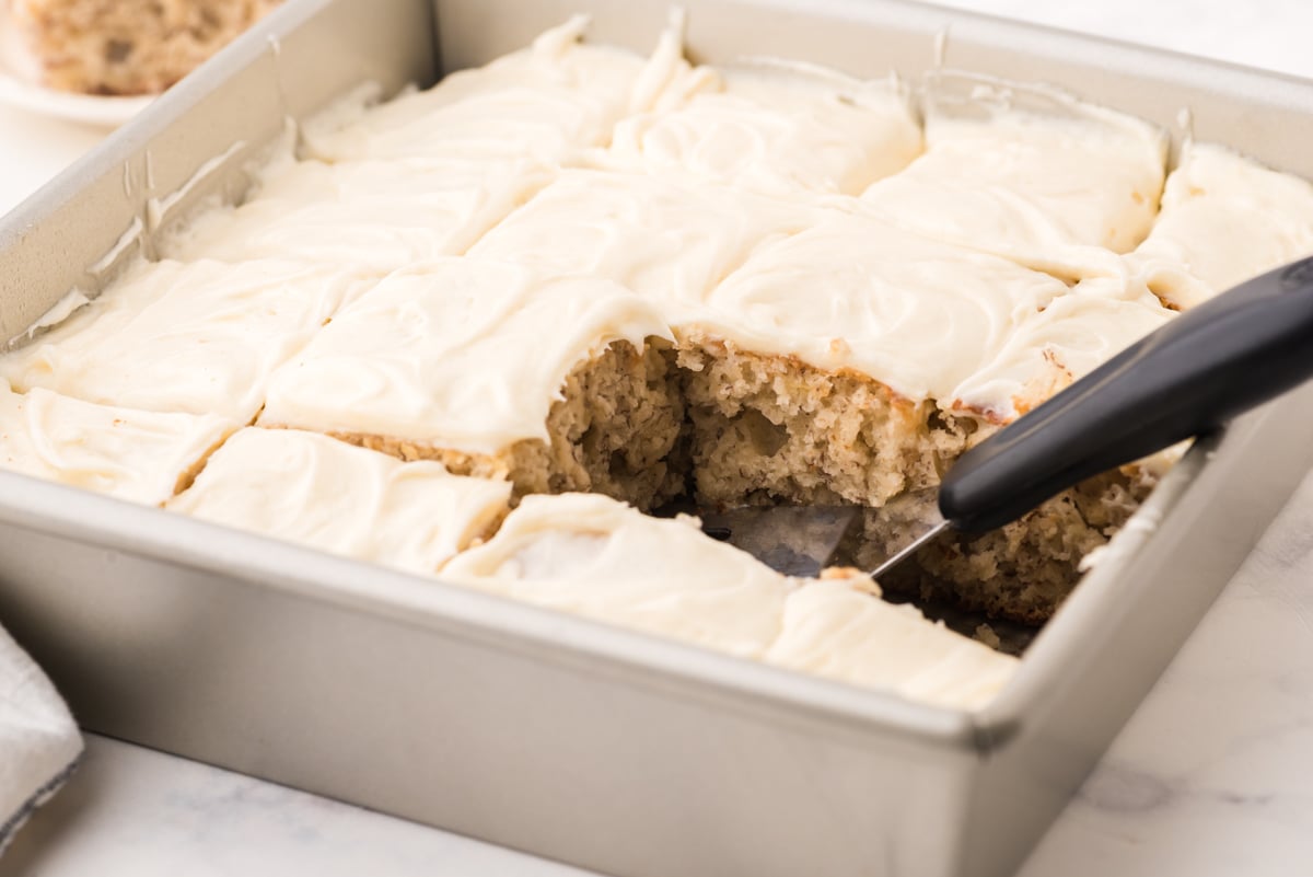 Easy Banana Cake with Yogurt and Cream Cheese Icing
