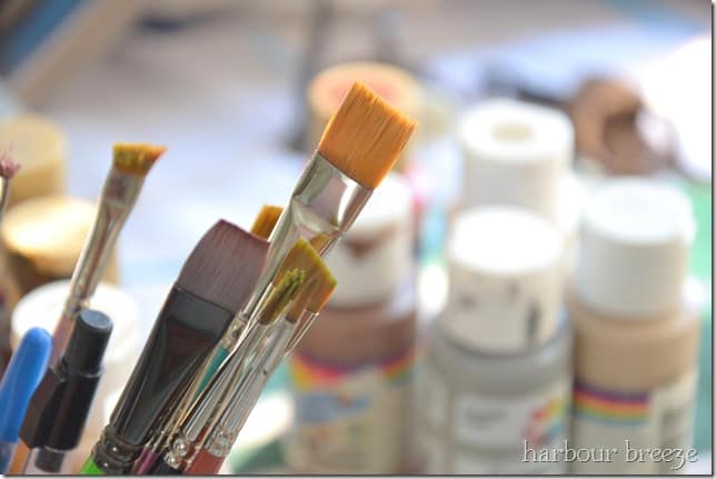 Artful Wood Sign Decorating Ideas