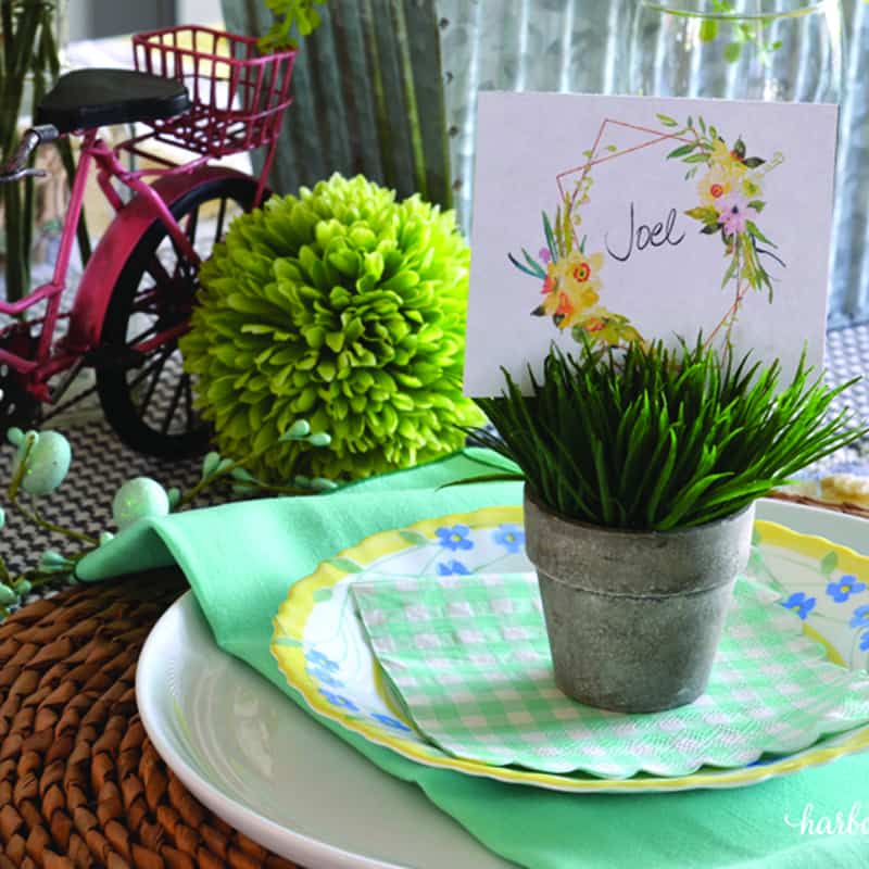 Bright Spring Decor for Your Table