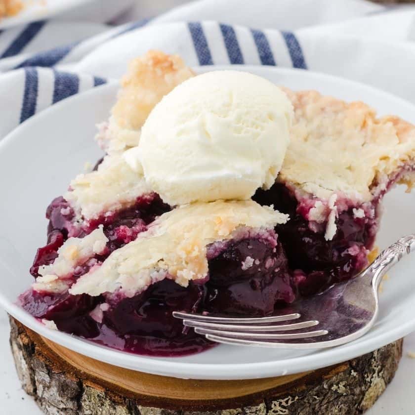 Cherry Pie From Canned Fruit – Simple Homemade Dessert