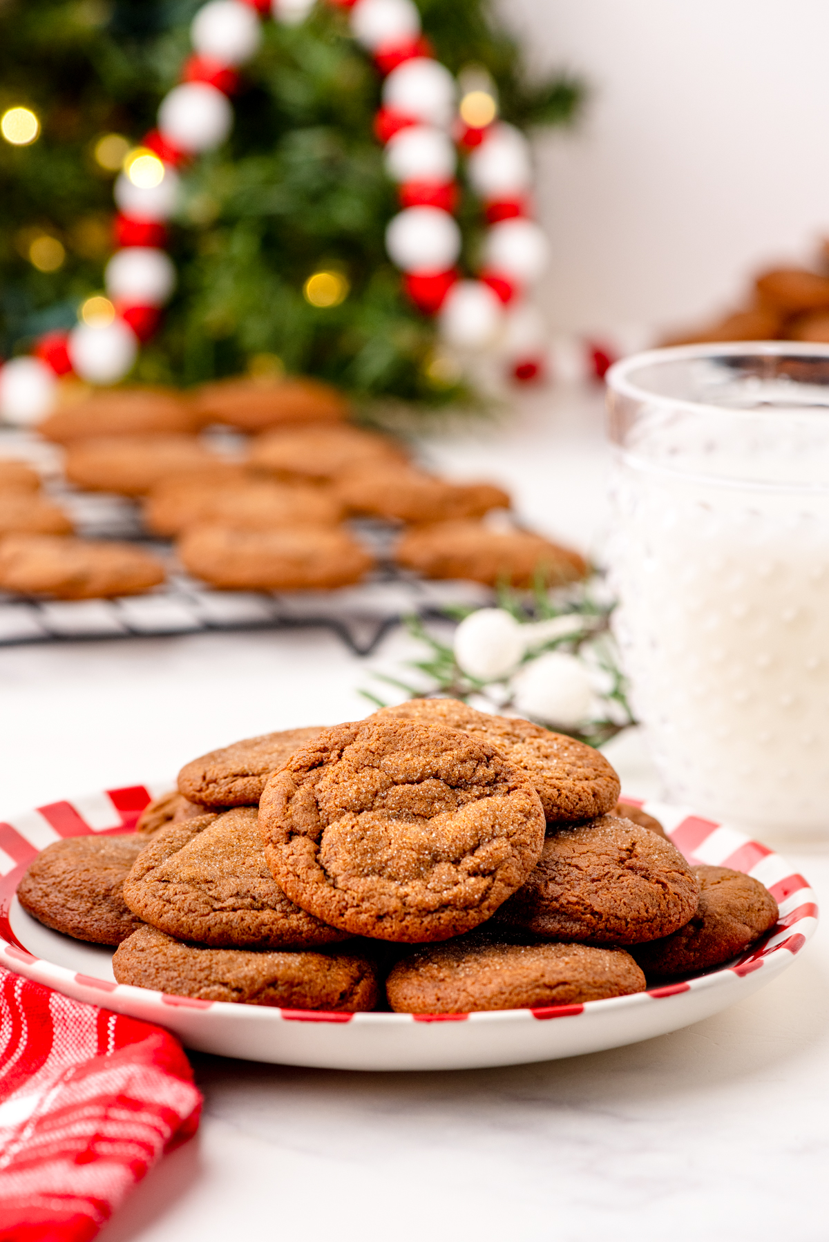 Soft & Chewy Gingersnaps Recipe (Old-Fashioned & Easy)