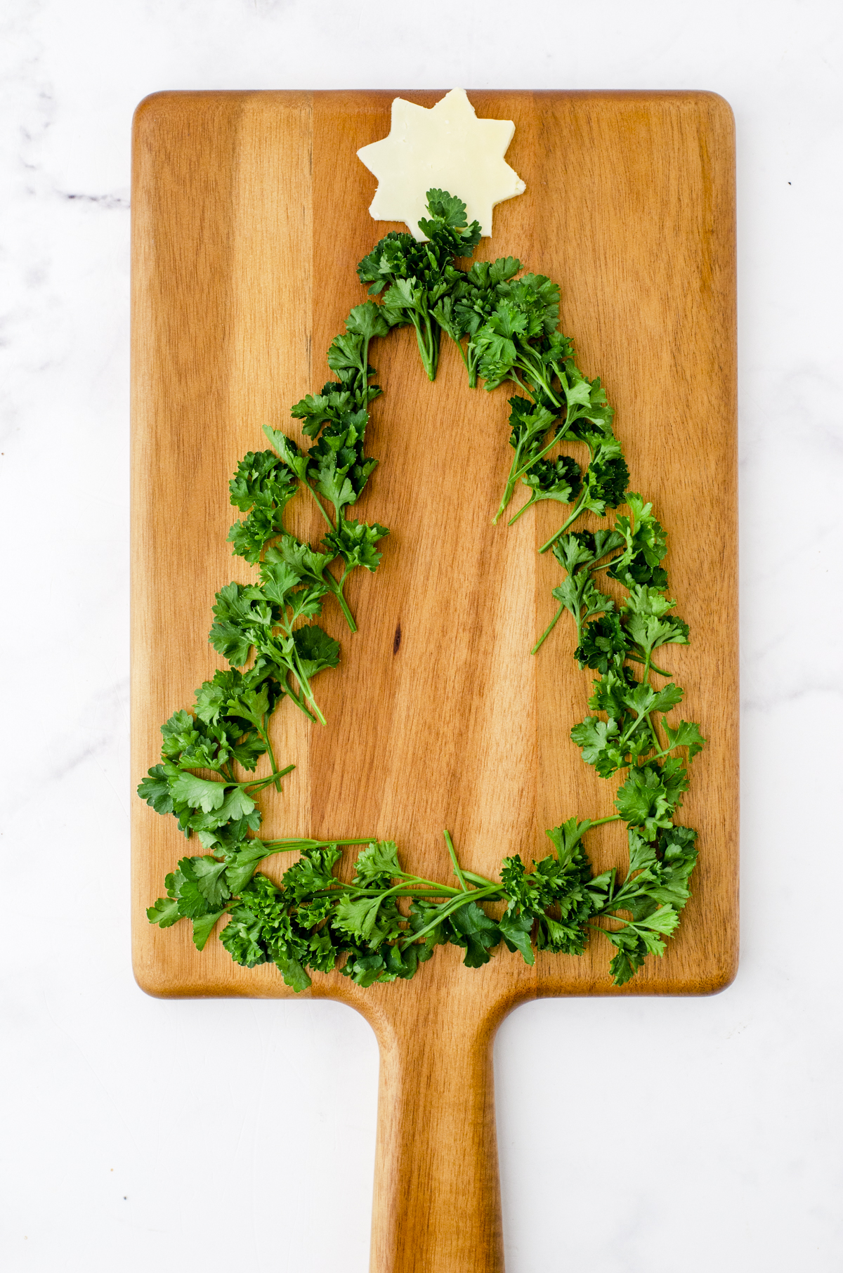 Easy Christmas Tree Charcuterie Board
