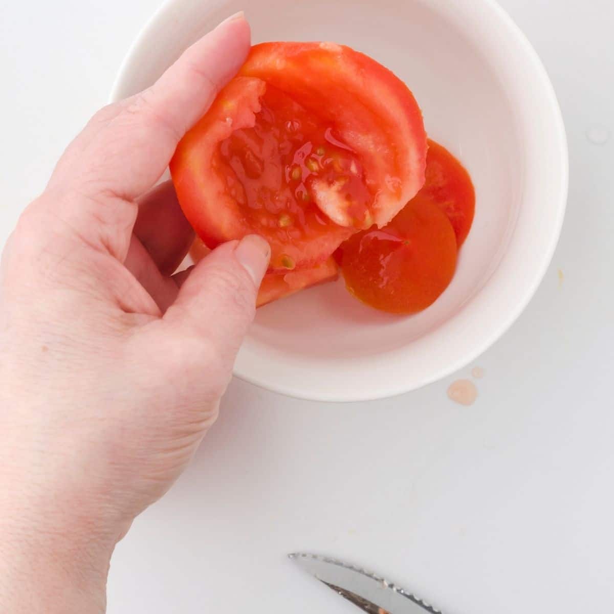 How to Deseed a Tomato – Quick and Easy Method