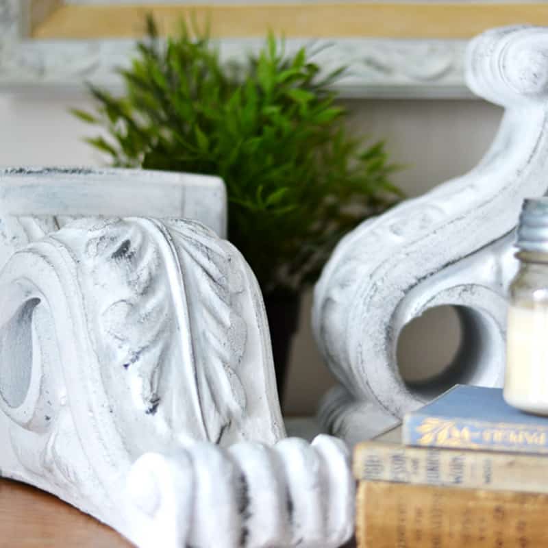 Simple DIY Farmhouse Foam Corbels for Home Decor