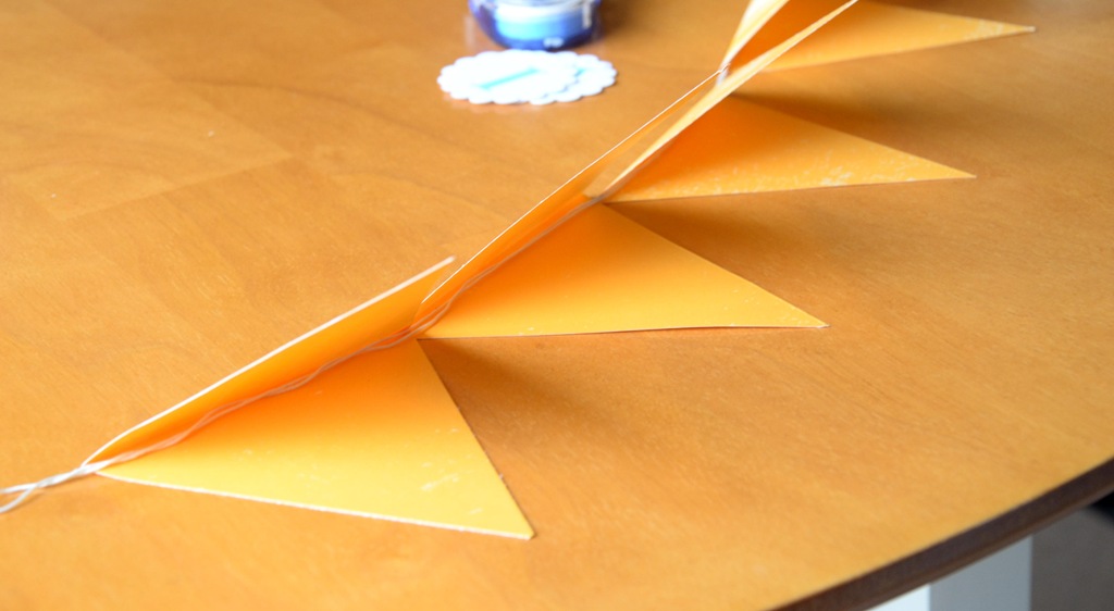 How to Make a Quick & Easy DIY Paper Bunting Banner