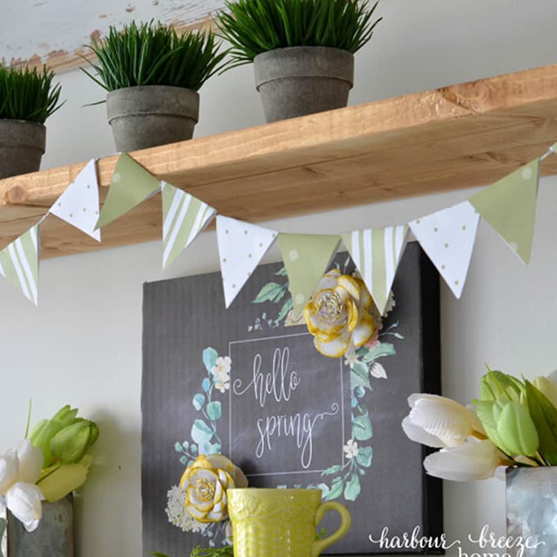Crafting Paper Triangle Bunting Decor