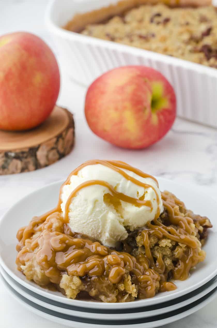 caramel apple crisp on a plate