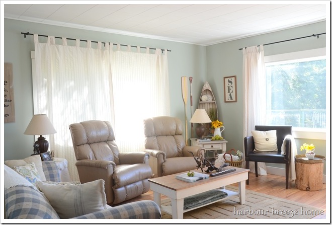 Fall living room after 2