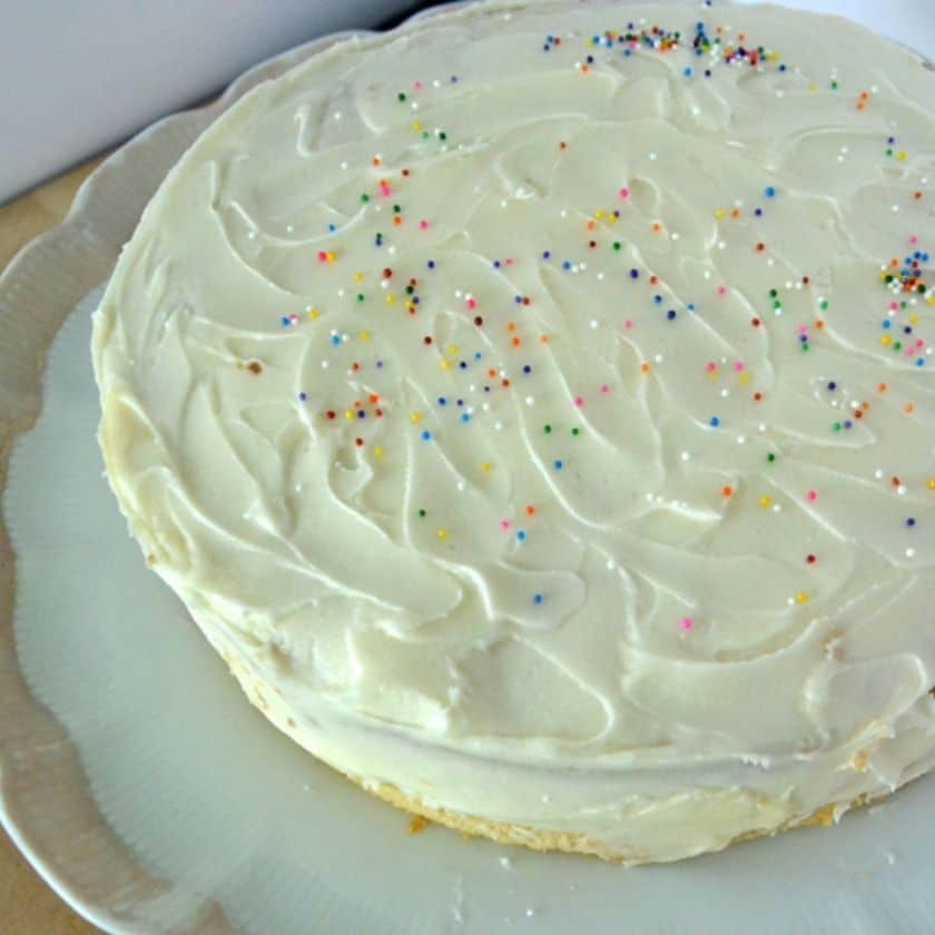 Delicious Vanilla Cake with Butterscotch and Vanilla Buttercream