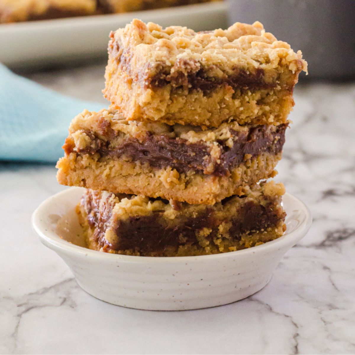 Easy Peanut Butter Fudge Bars Recipe