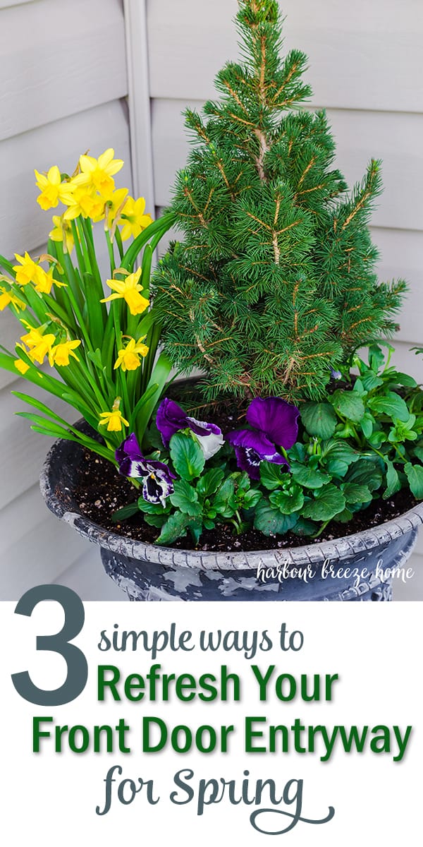 Perk Up Your Small Entryway with these Simple Front Porch Decor Ideas