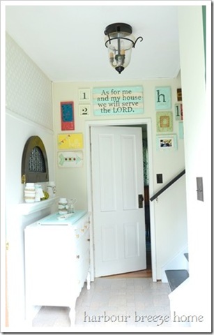 entryway-gallery-wall-final2_thumb