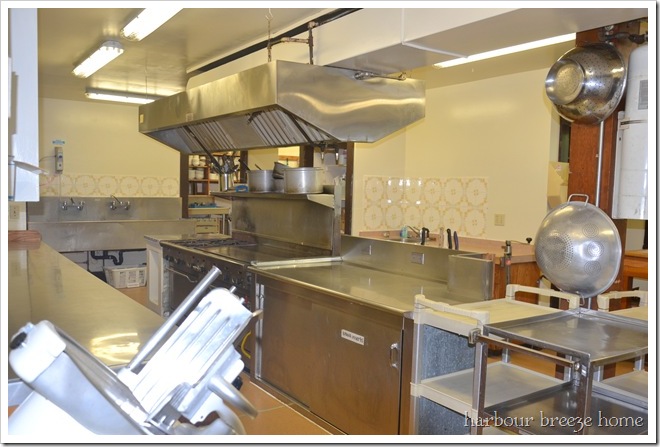 camp kitchen after paint
