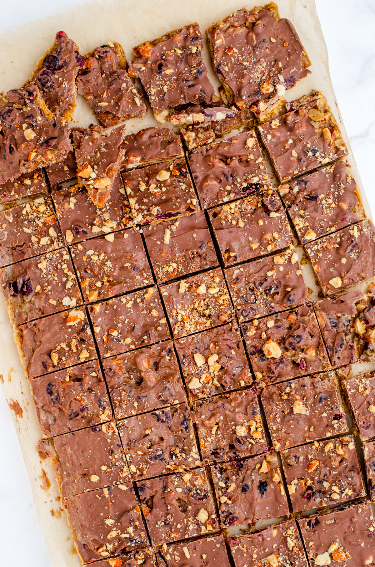 graham cracker toffee bars after they've been cooled and cut