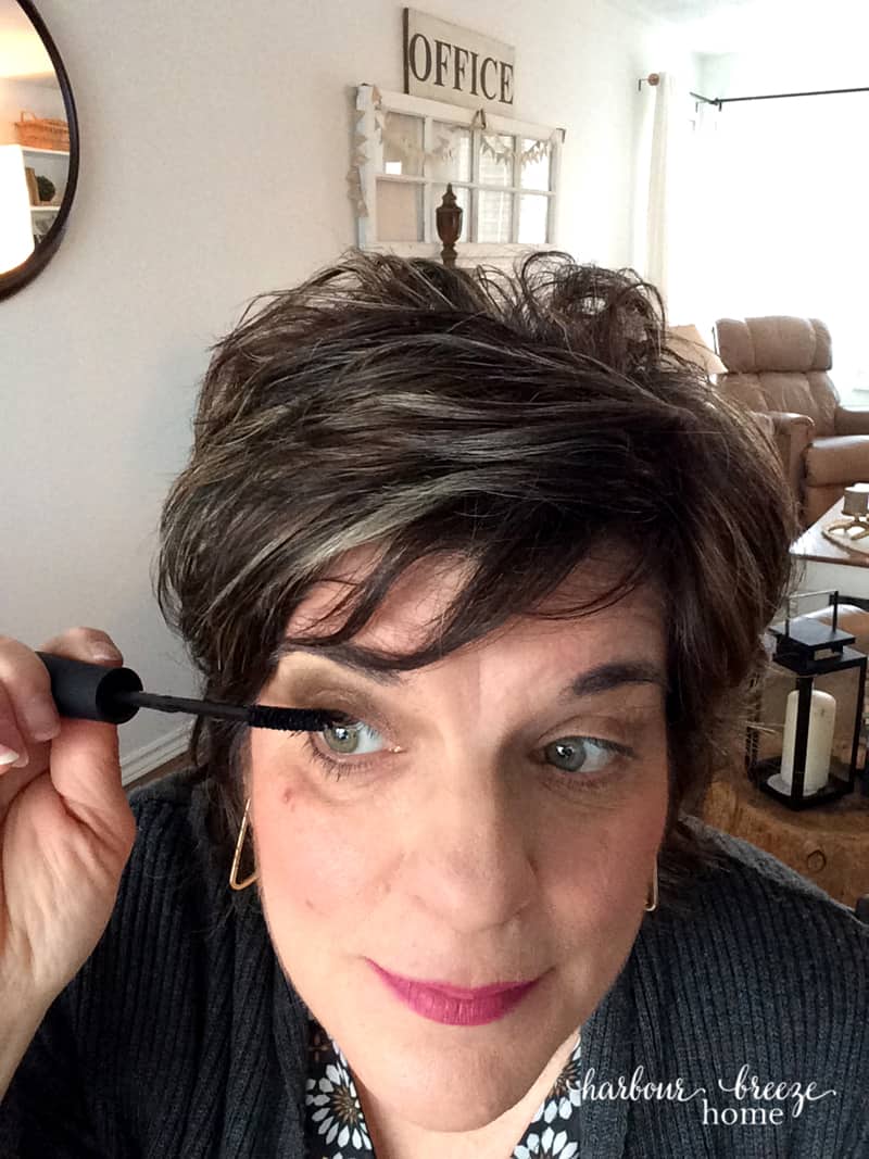 younique 3d lashes selfie