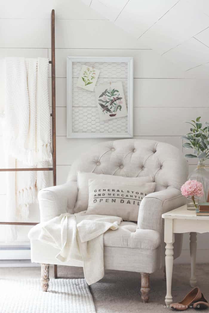 How to add farmhouse style to white rooms