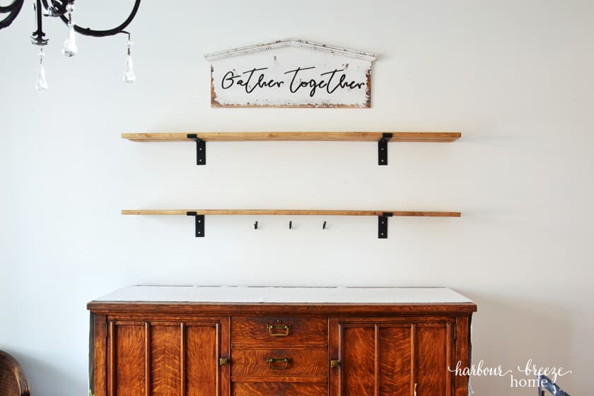 How to Choose Farmhouse Decor for Your Dining Room