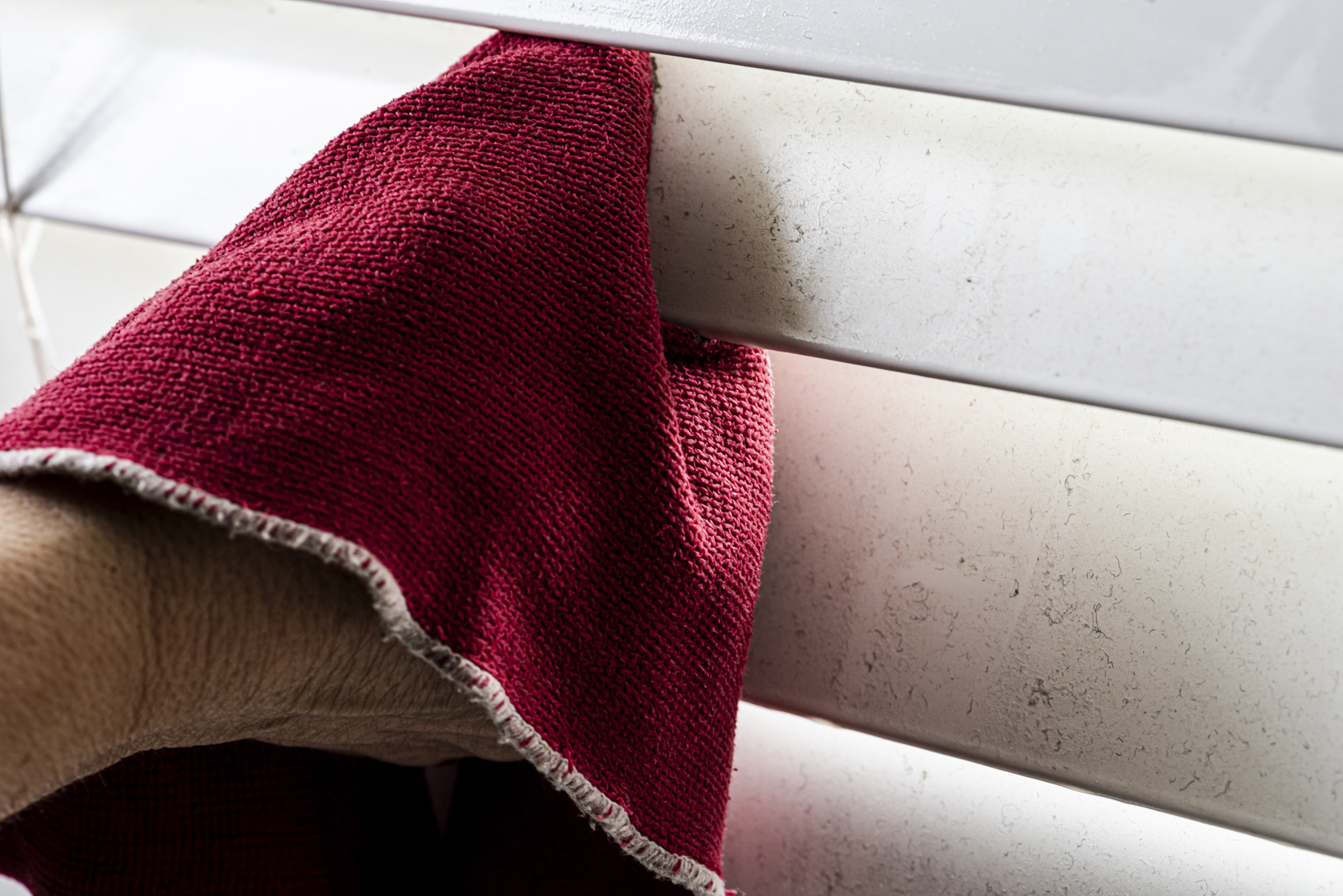 Sparkle & Shine: How to Clean Wooden Blinds