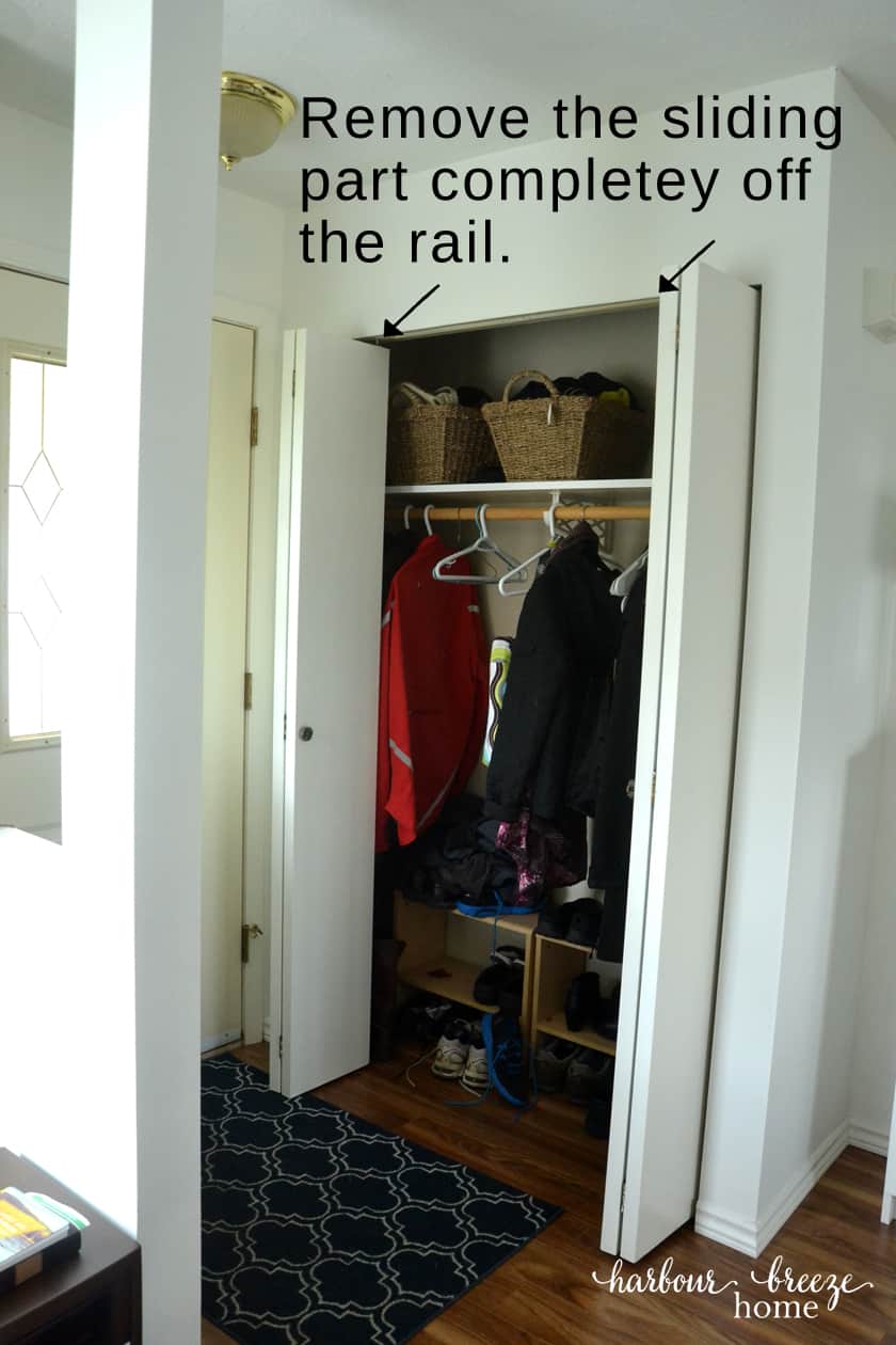bifolding closet doors of an entryway closet open