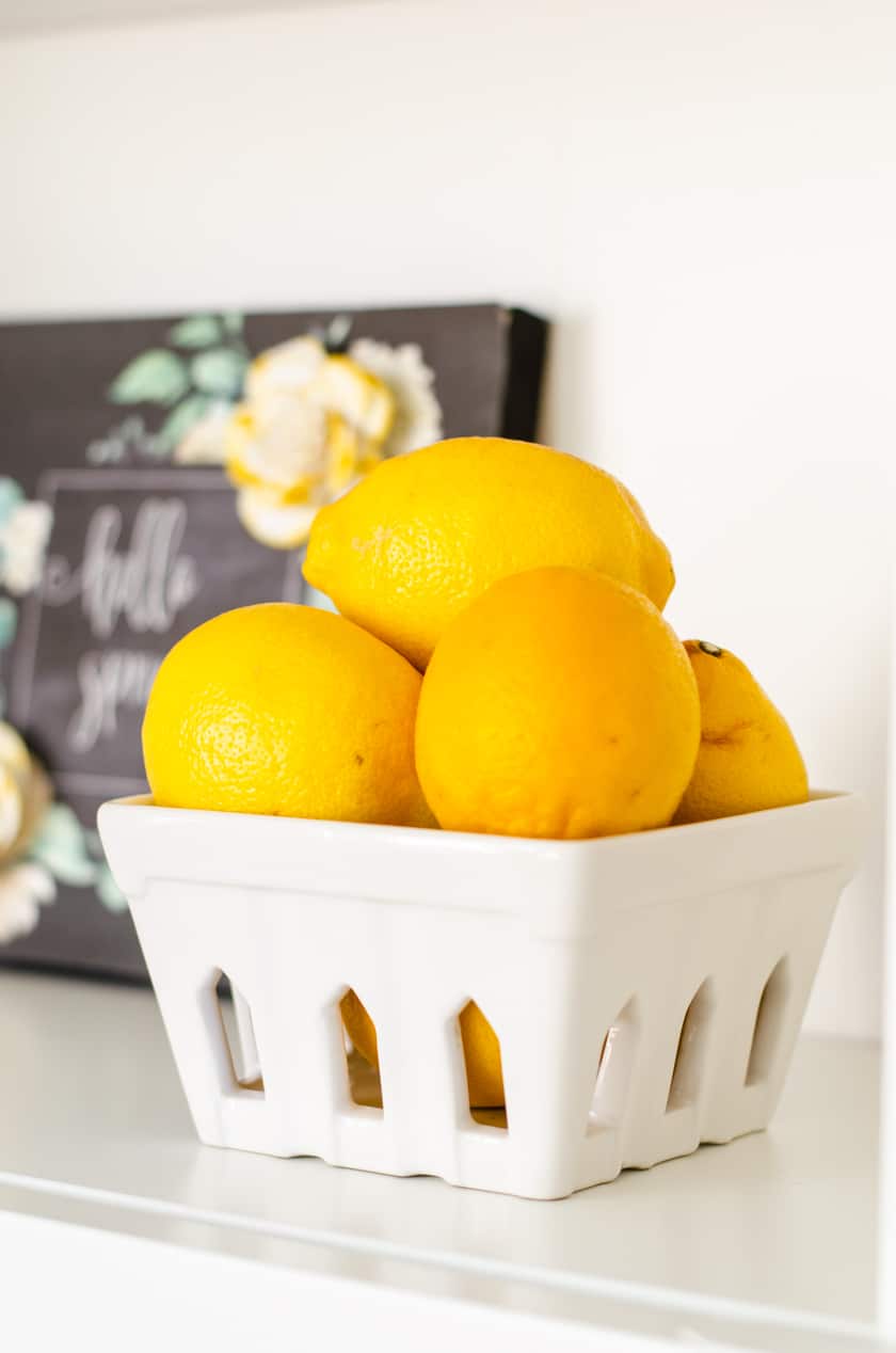 Secrets for How to Decorate Shelves Like a Pro