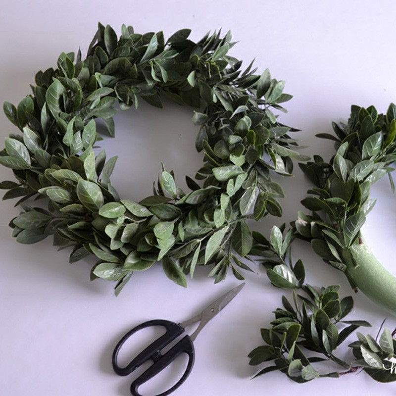 Easy Budget Faux Boxwood Wreath Tutorial