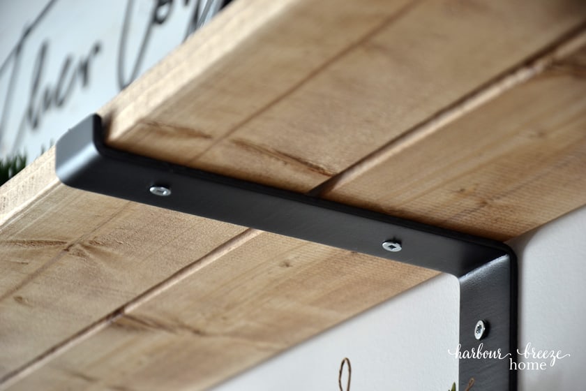 How to Make Fixer Upper Style Farmhouse Shelves