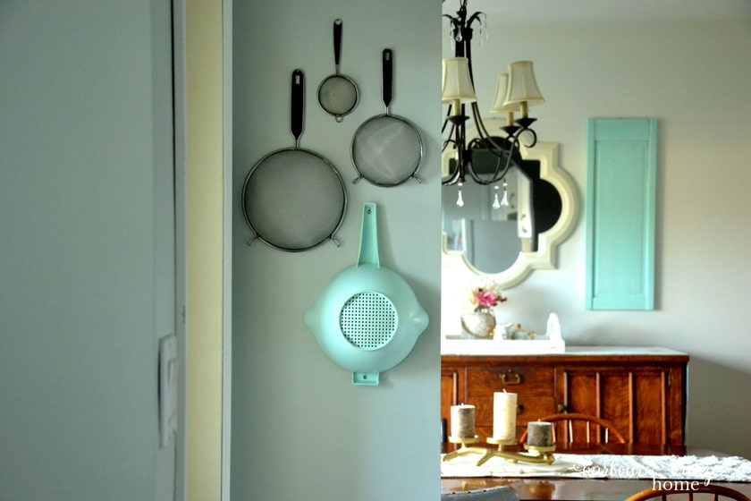 How to Organize Cupboards in a Small Kitchen