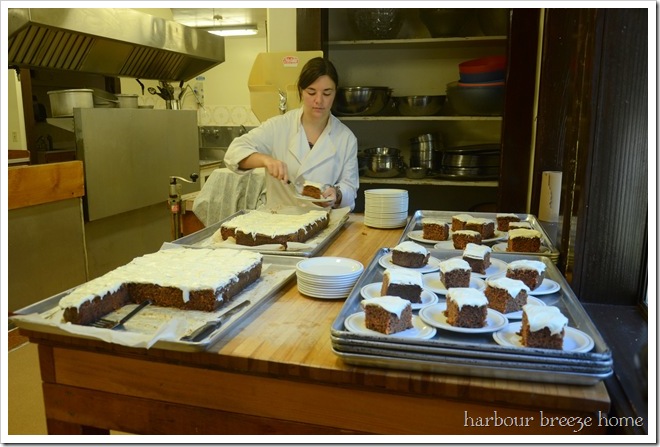 carrot cakes