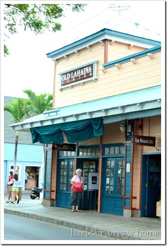 shops in lahaina