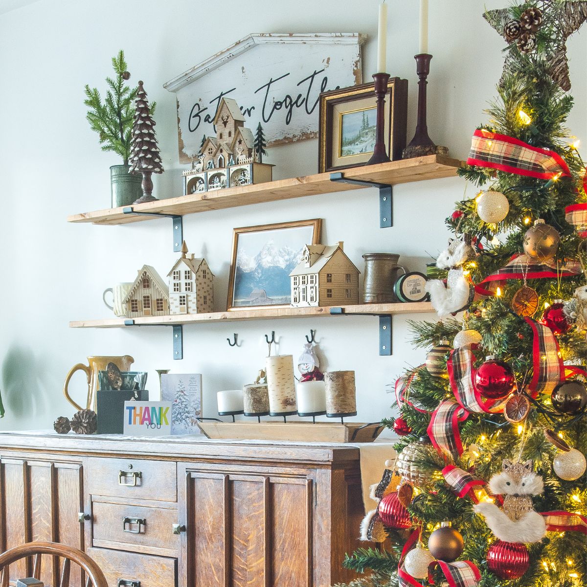 Nostalgic Christmas Decorations: A Cozy Home Tour