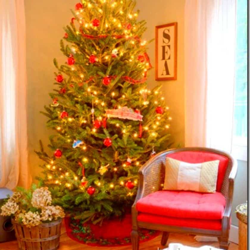 Cherished Holiday Tree Ornaments