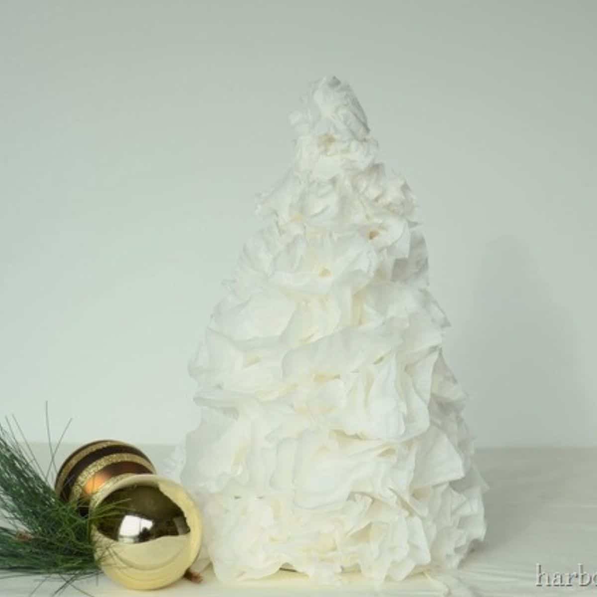 Coffee Filter Christmas Tree Craft Idea