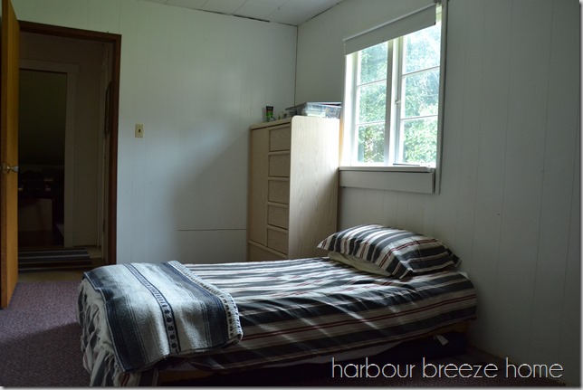 boy's bedroom after organization 2