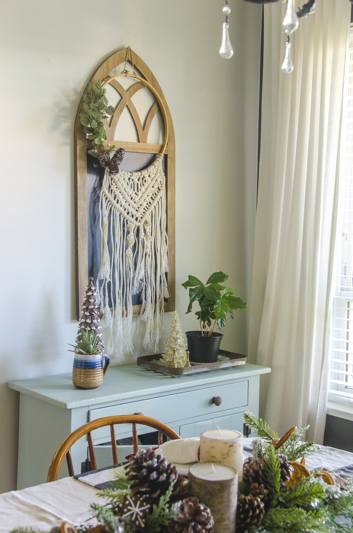 Welcome to our Holiday Home Tour – Christmas Decor