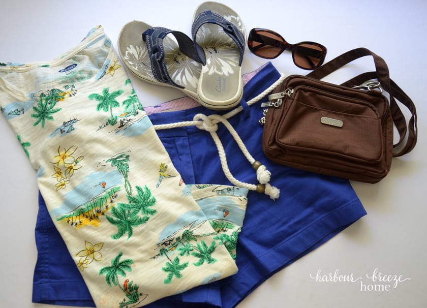 Packing Tips for a Sunny Destination (Going to the Haven Conference!)