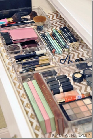 clear makeup organization