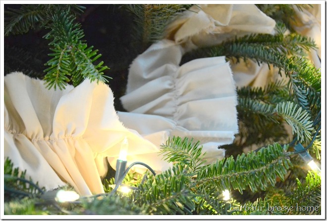 garland on tree