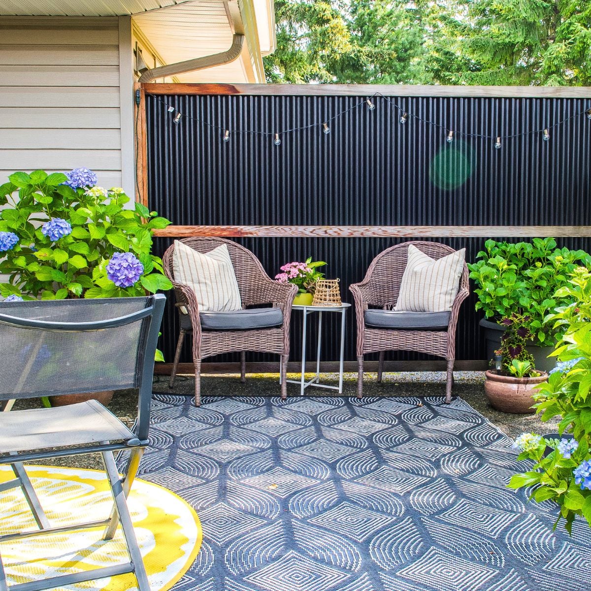 Small Patio Decorating Ideas That Are Easy to Store