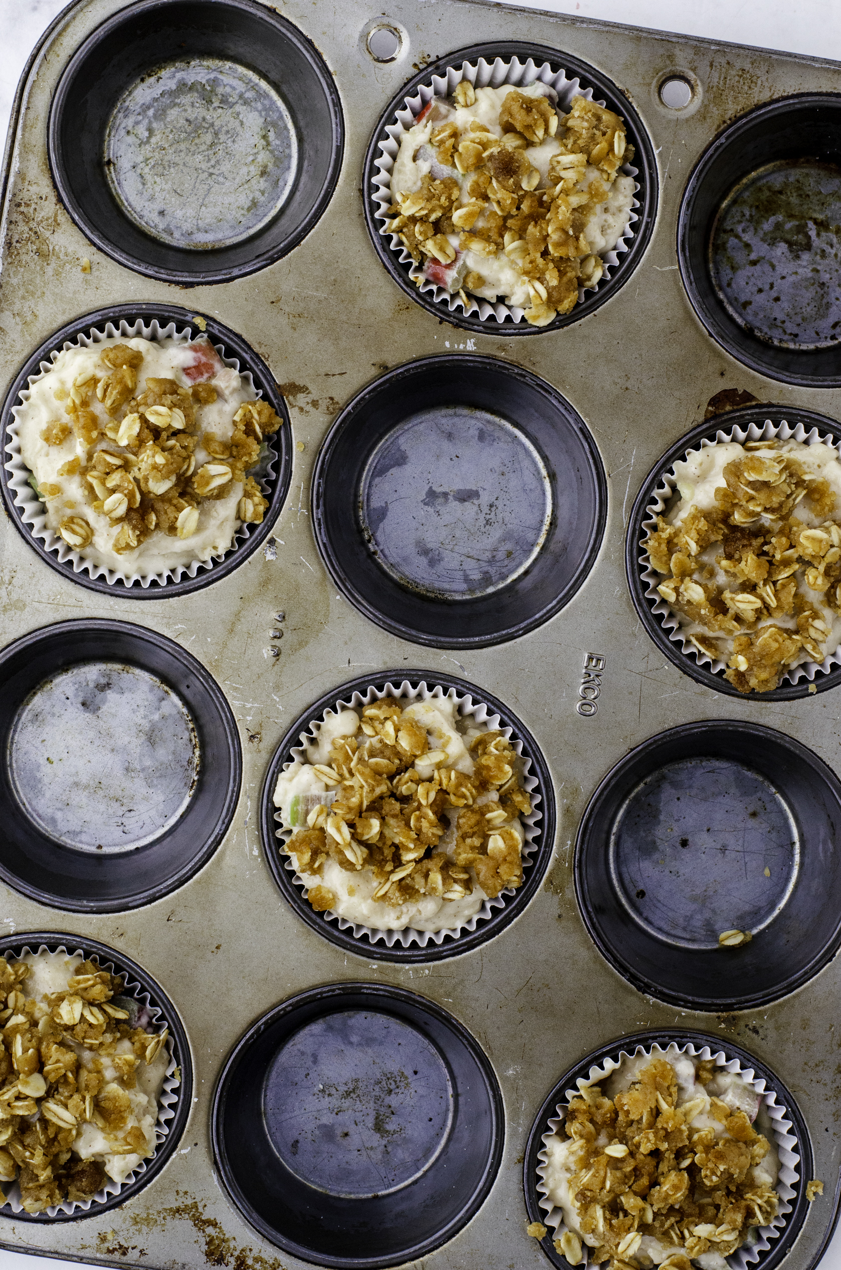 Sourdough Discard Rhubarb Muffins with Sweet Oat Crumble Topping