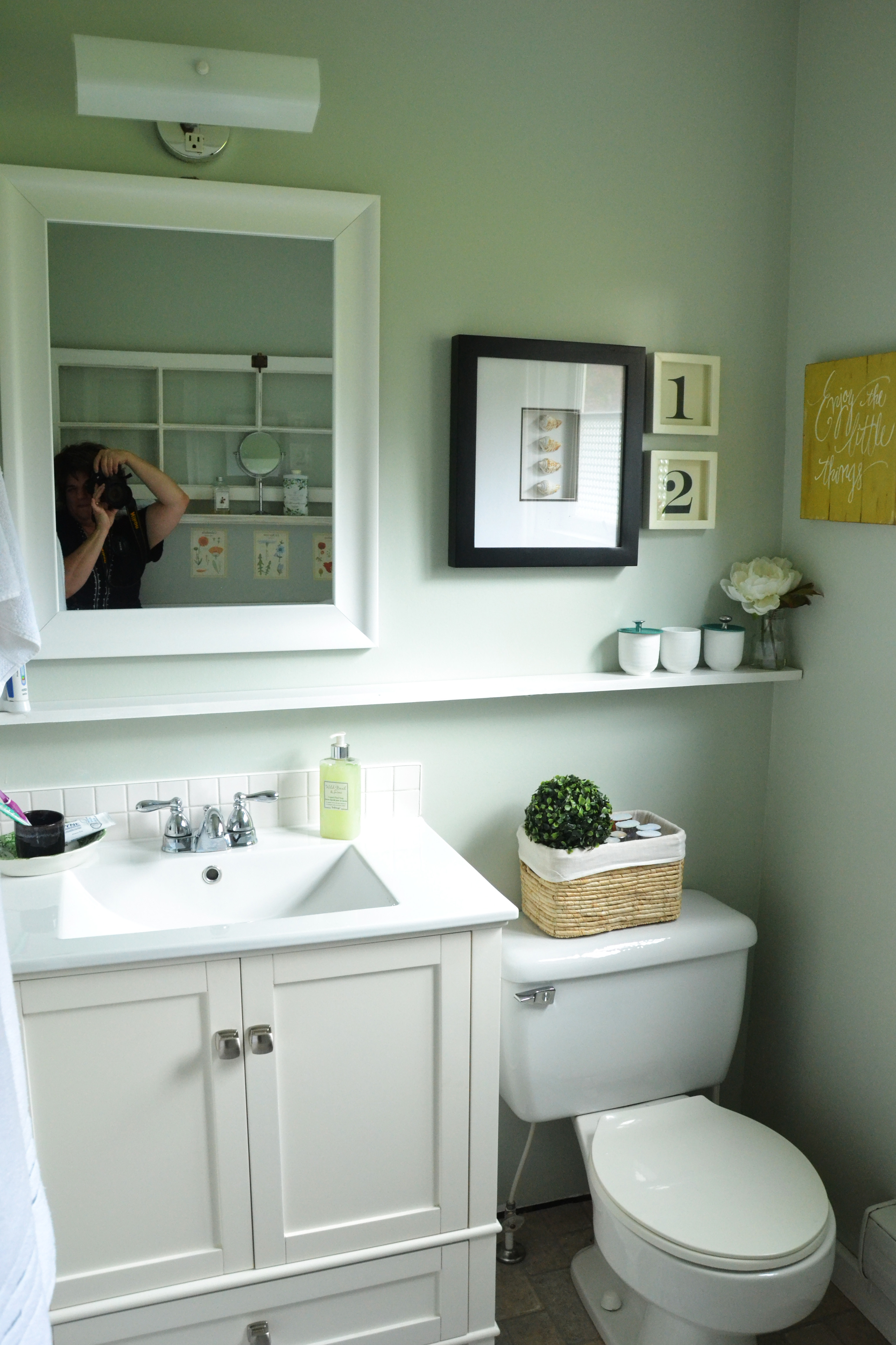 small bathroom reveal