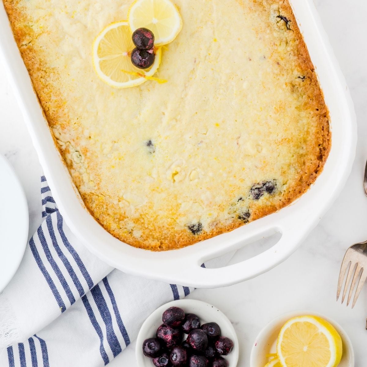 Lemon blueberry dump cake with blueberry pie filling
